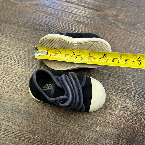 Zara Baby Shoe - Picture 7 of 9
